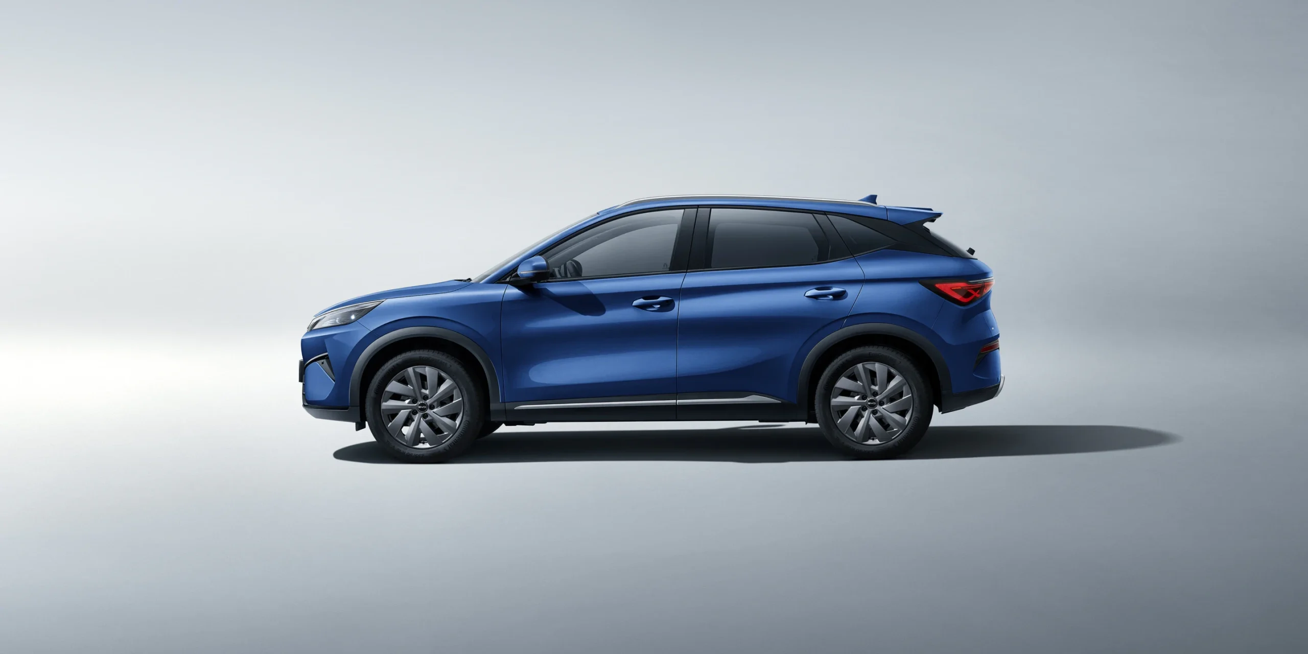 BYD ATTO 3 EVO oldalról